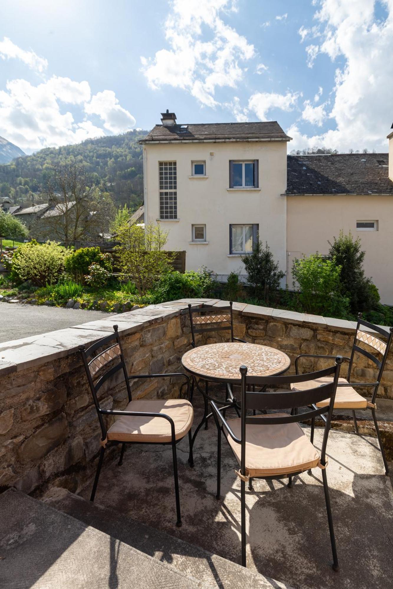 La Petite Maison Des Montagnes Luz-Saint-Sauveur Exterior foto